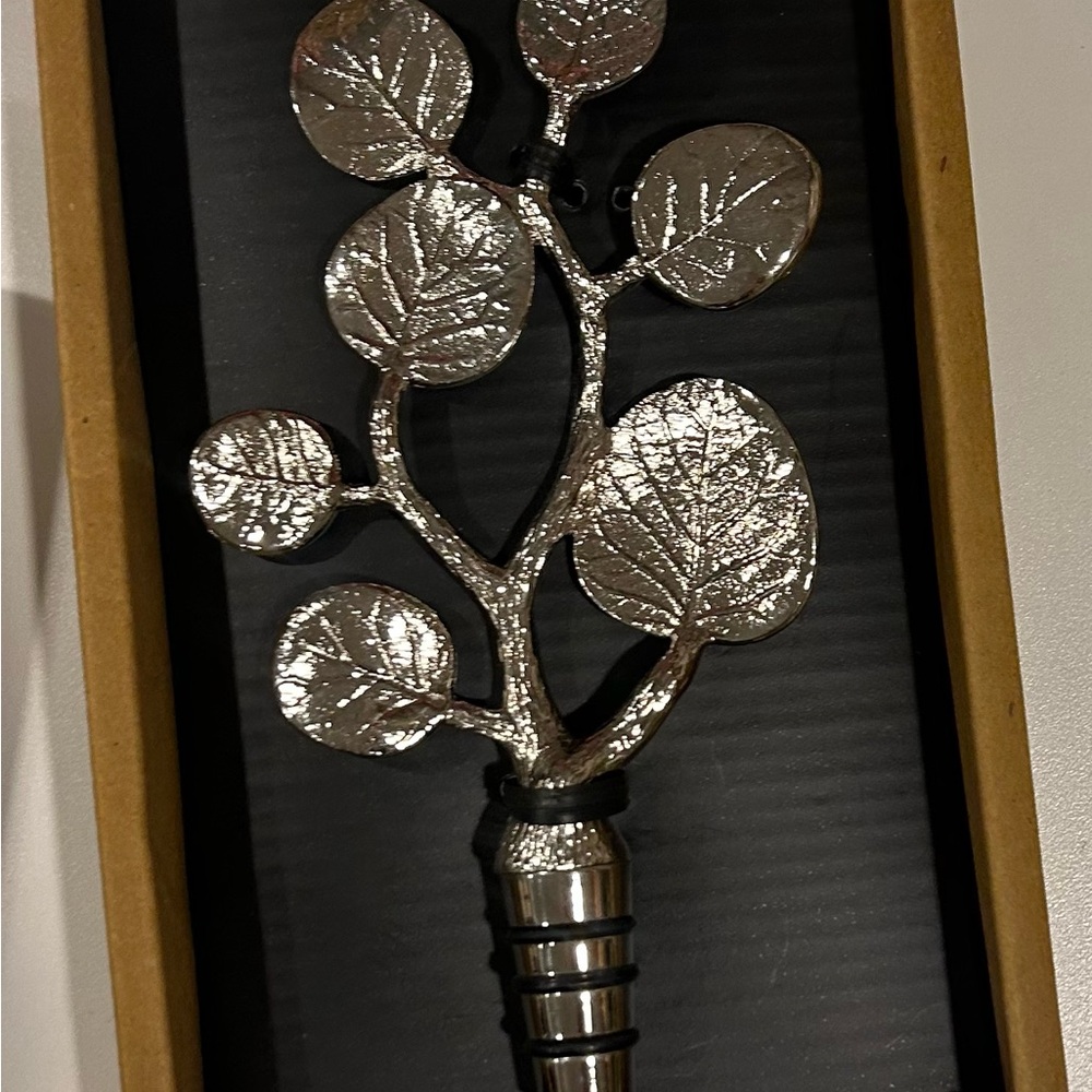 Michael Aram Botanical Leaf Wine Stopper